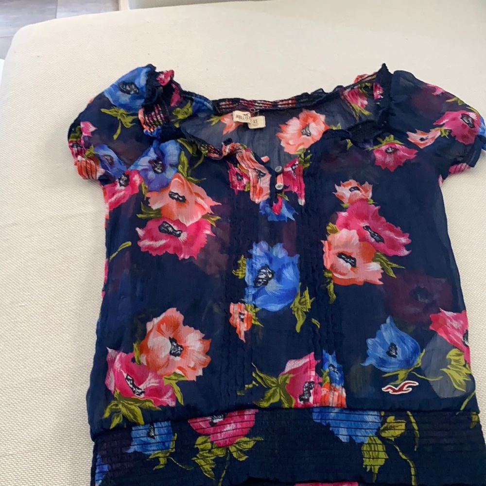 Hollister floral print mesh shirt